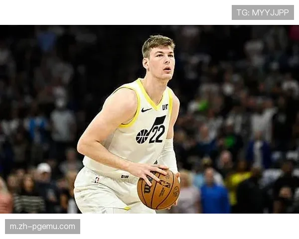 菲利波夫斯基19分15篮板5助攻2抢断,爵士新秀内线展现全面身手